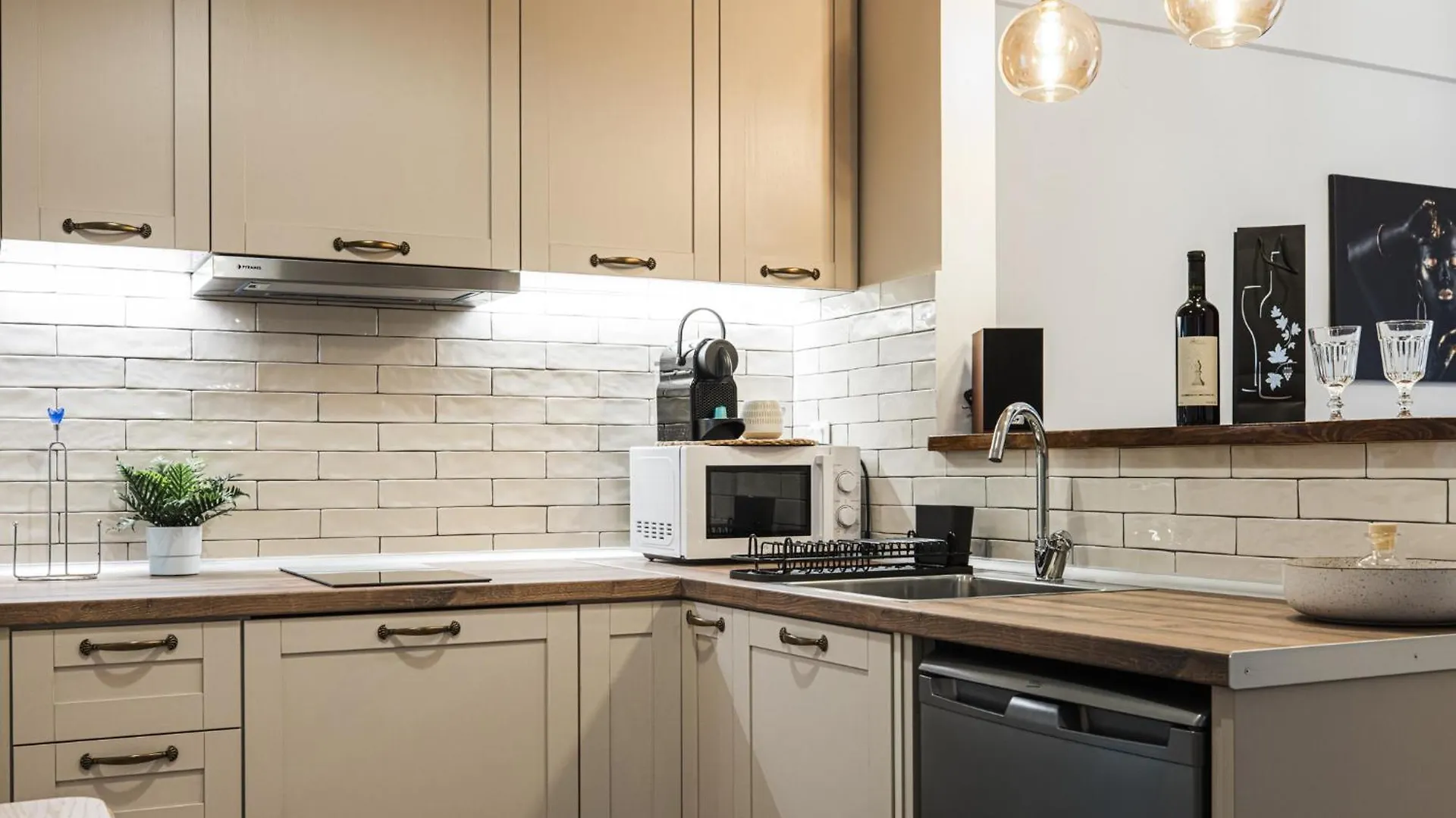 Luxury Suite Centre Thessaloniki With Balcony Apartment