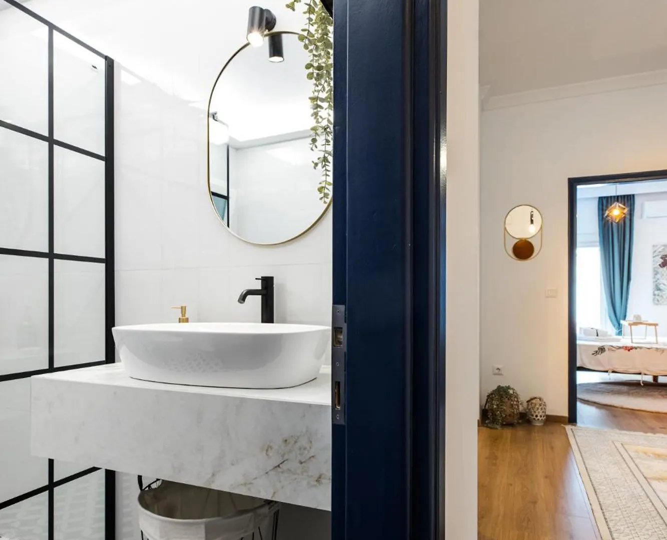 Apartment Luxury Suite Centre Thessaloniki With Balcony Greece